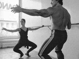 Arnold-Schwarzenegger-dance-lessons-1