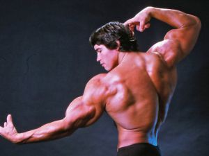 Arnold-Schwarzenegger-dance-lessons-4