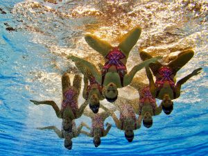 Synchronized-Swimming-13