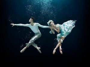 underwater-dance-51